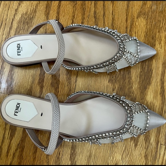 😊SOLD😊 Fendi Colibri Crystal Embellished mule in 37 - Picture 7 of 9